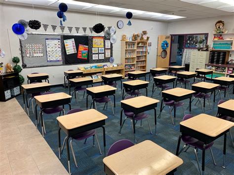 Wary Of Covid 19 Utah Teachers Measure The Space Between Desks In One