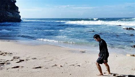 Wisata pantai gandoriah di sumbar (foto: Pantai Pringjono - Harga Tiket Masuk - Spot Foto terbaru 2021