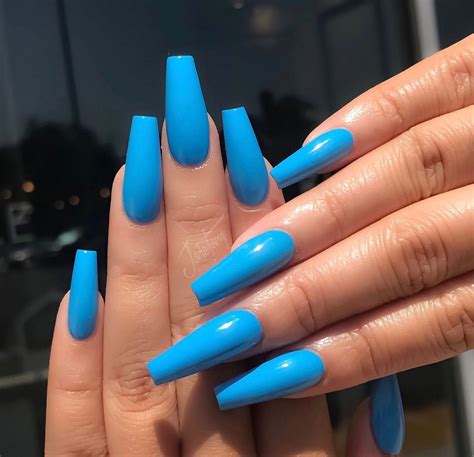 Trendy Summer Nail Colors And Designs To Wear This Season Blue Acrylic Nails Summer Nails