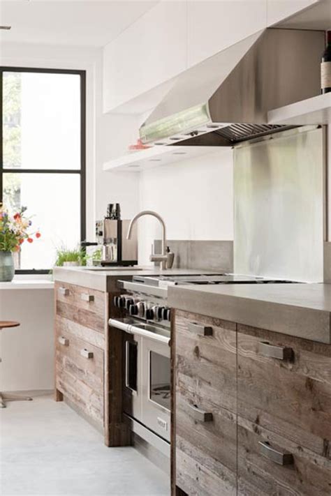 A BEAUTIFUL WOODEN KITCHEN | THE STYLE FILES