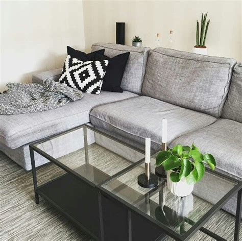 Transform your living room with modern and sophisticated feature with glass coffee table. Vittsjö coffee table from IKEA. | Living room decor ...