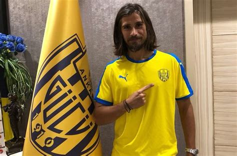 See more of tiago pinto on facebook. Ankaragücü, Tiago Pinto'yu transfer etti!