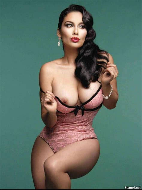 Sugey Abrego desnuda en Playboy México Diciembre 2013 BytePorno