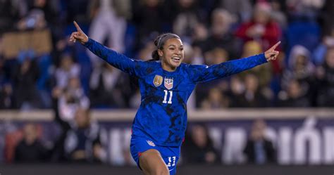 Sophia Smith Named U S Soccer Female Player Of The Year News