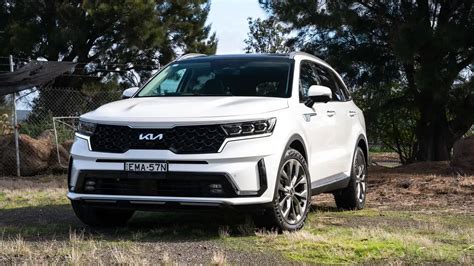 Leaked Images Show Bold New Look For The 2024 Kia Sorento Drive