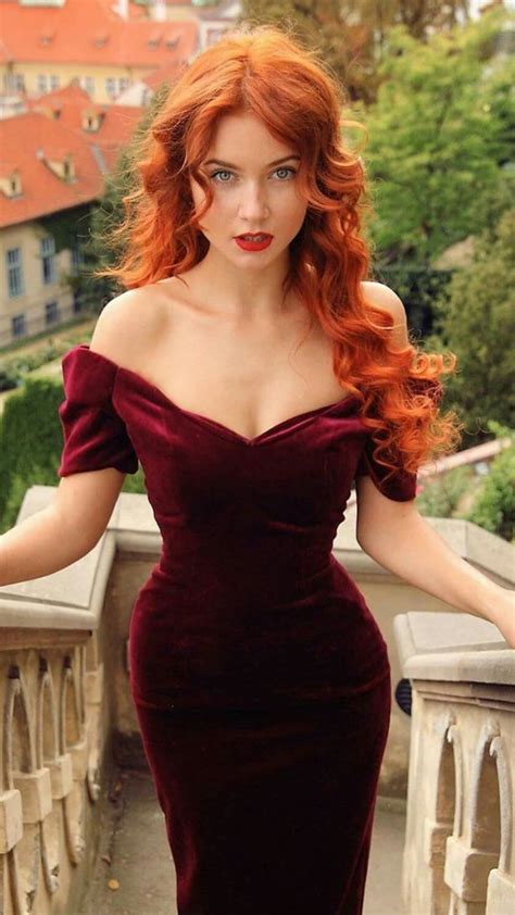Pin By Ange Mouna On Romantique Red Haired Beauty Beautiful Red Hair