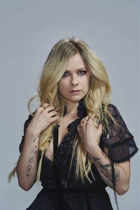 Avrile Lavigne Pretty For Guardian Photoshoot Hot Celebs Home