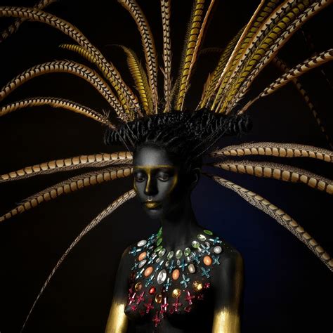 the thought of a mayan queen maya alfredo sanchez · photographies d art · yellowkorner