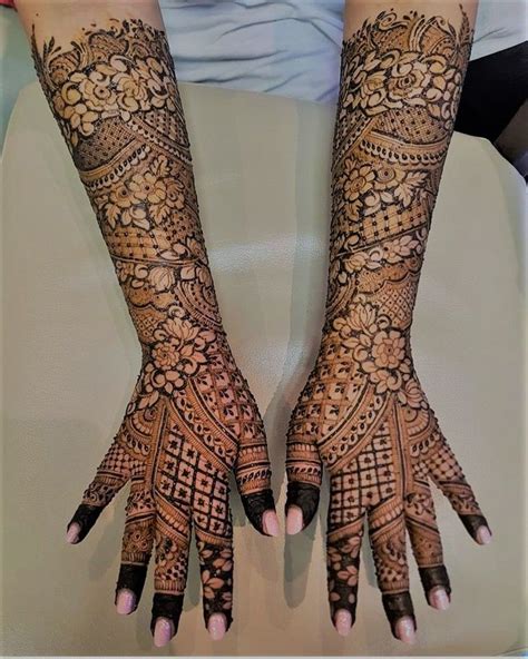 8 Indian Mehndi Designs For Hands That Will Make You Look Your Bridal
