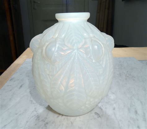Etling Opalescent Glass Vase With Chestnuts And Chestnut Catawiki