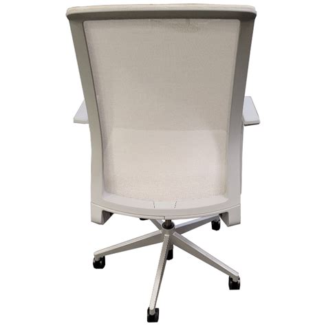 2015 Haworth Very Task Chair W Grey Upholstered Seat And White Mesh Back