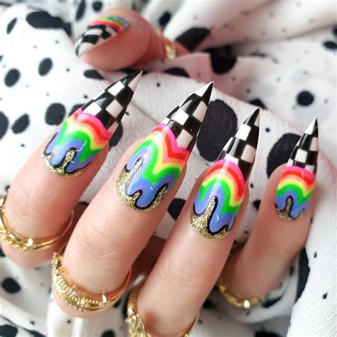 The Best Rainbow Nails For Pride Month Kaynuli