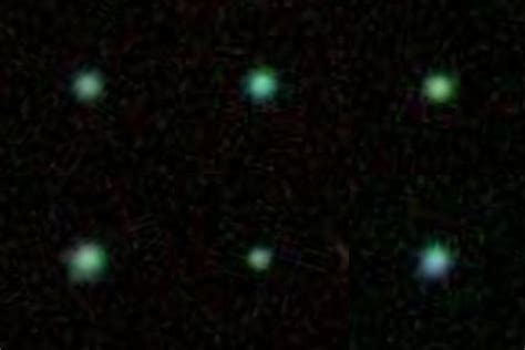 Green Pea Galaxies Could Help Astronomers Understand Early Universe