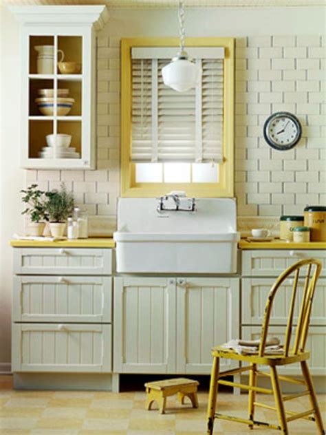 What Color To Paint Your Cottage Style Kitchen Cabinets Design