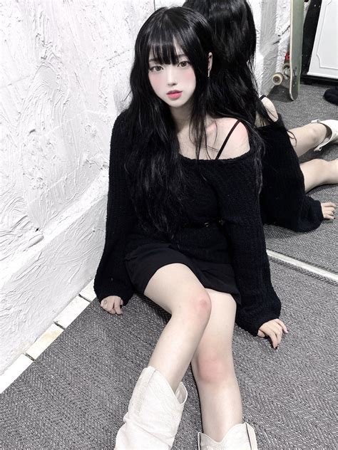 히키hiki On Twitter In 2021 Korean Girl Fashion Cute Emo Girls Cute