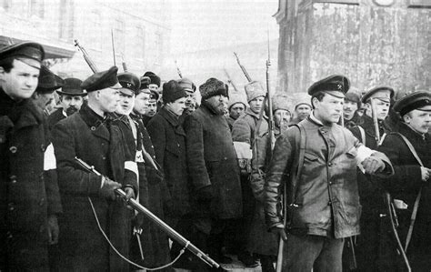 Today In History November 7 The Bolsheviks Take Over In Russia