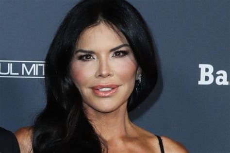 Jeff Bezos Girlfriend Lauren Sanchez Lifts Weights And Flexes Her Feet