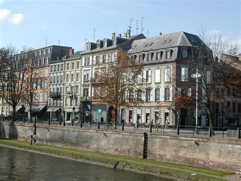 Strasbourg is the capital of the alsace region in eastern france and lies on the border with strasbourg is the home of the european parliament which is directly elected by the european union. Quai Finkmatt (Strasbourg) — Archi-Wiki