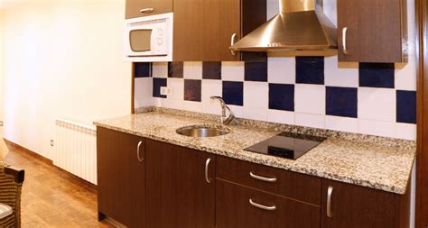 Haro is 32 km from apartamentos la demanda. San Torcuato | Apartamentos La Demanda