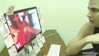 Schwester Jessica Valentina Nackt Vor Der Livecam Erwischt Und Hart Gefickt Porno