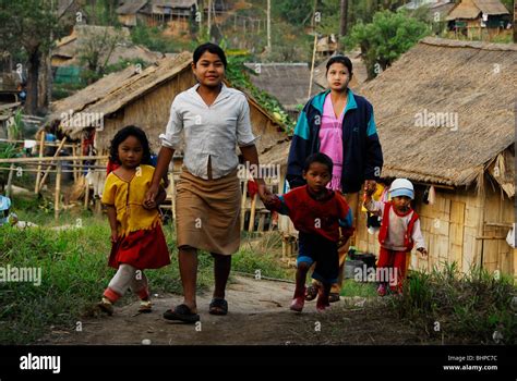 Karen Refugees Umpium Refugee Campthai Burmese Border South Of