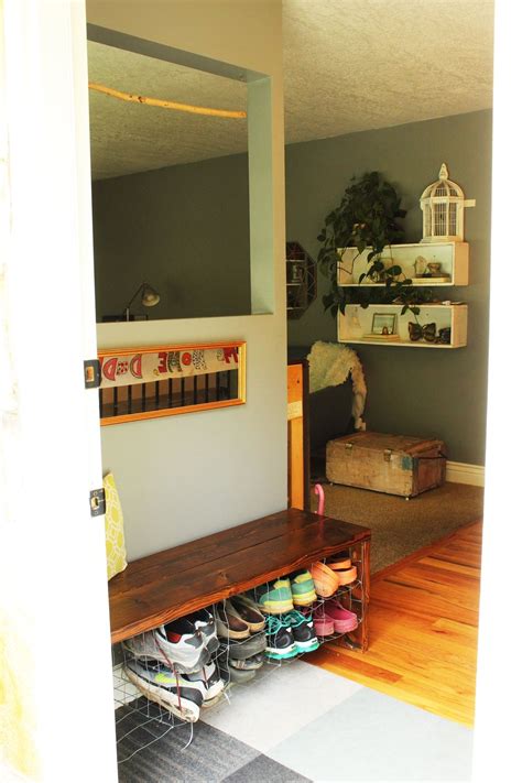 The ancient chinese method of feng shui helps us to balance our homes and create happier, more successful lives, room by room. Mirror In Bathroom Feng Shui. Feng Shui Bathroom/Toilet ...