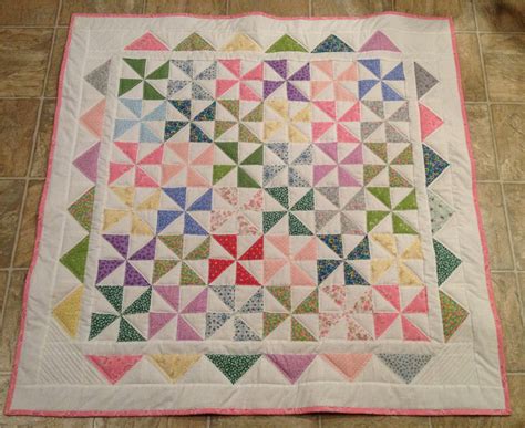 Scrappy Pinwheel Baby Quilt Quiltingboard Forums