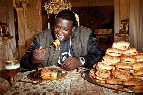 Sunday Zone Out Photos Of Rappers Eating Burgers First We Feast