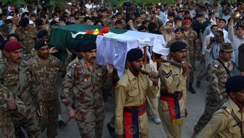 4 Pakistani Army Officers Killed In Shootout With Militants World