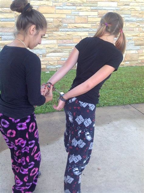 Handcuffs Teen Girls In Handcuffs Johhhh1 Flickr