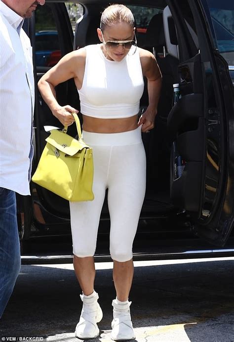 Jennifer Lopez Shows Off Her Toned Figure In All White Workout Outfit As She