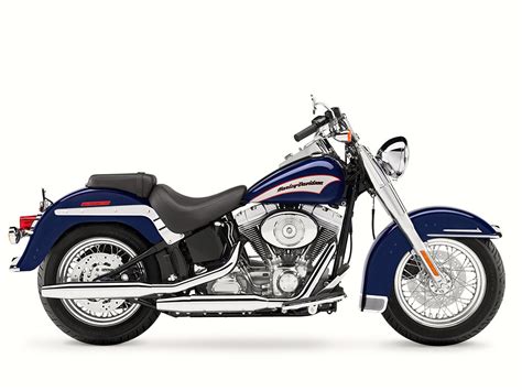 Leather is in perfect condition. Harley-Davidson Heritage Softail FLSTI (2006) - 2ri.de