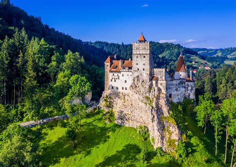 Draculas Castle In Transylvania Tour Crafted Tours Romania