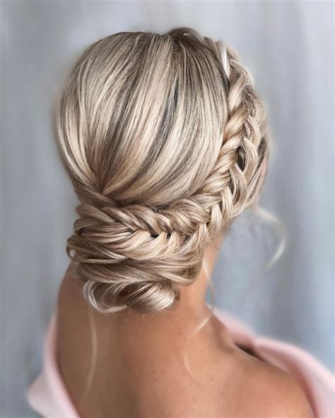 Wedding Updos For Medium Hair 2023 Guide 70 Best Looks Up Dos For