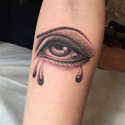 Crying Eye Tattoo By Tamara Santibanez Tamarasantibanez Eyetattoos