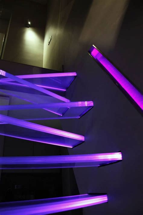 Illuminated Zigzagging Staircase Seems To Hover In Midair Neatorama