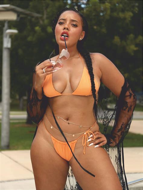 Angela Simmons Causes Sensation While Posing In A Skimpy Lingerie Lingerie Brands India