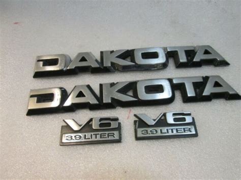 86 87 88 89 90 Oem Dodge Dakota Front Fender V6 39 Liter Emblems Ebay