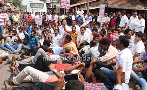 Mangalore Today Latest Main News Of Mangalore Udupi Page Huge Protest State Highway Bundh