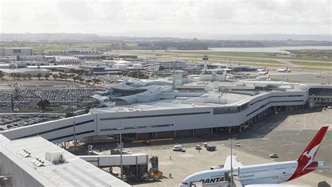Airport Guide Auckland Airport Executive Traveller