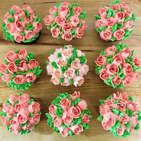 How to decorate cupcakes with buttercream flowers, buttercream roses, and buttercream tu. Russian Piping Tips Are The Best Frosting Hack You Don't ...