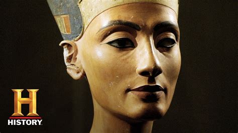 Nefertiti The Beautiful Woman Has Come Fast Facts History Youtube