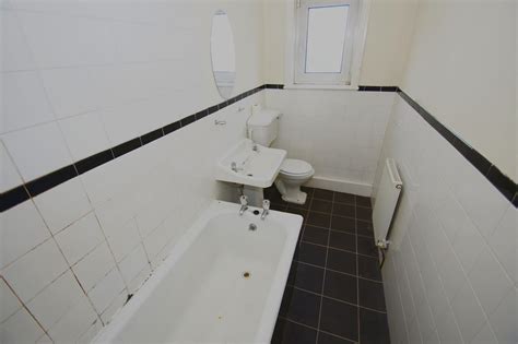 Morrisgreenproperties has the lowest google pagerank and bad results in terms of yandex topical. Property in Morris Green Lane, Morris Green, Bolton ...