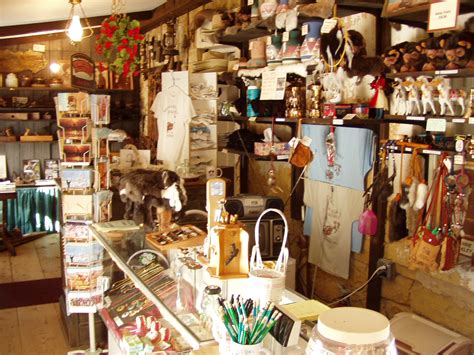 Shop personalized gifts for everyone. Gift Shop | Scott County, Iowa