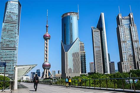 Shanghais Pudong New Area To Promote Financial Sector Opening Via