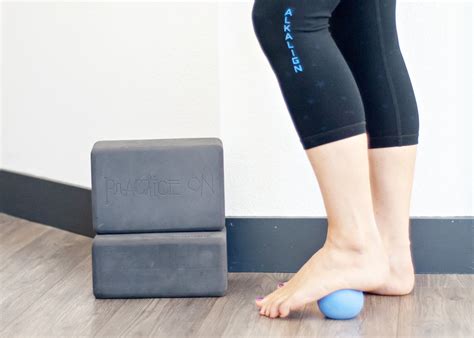 8 Foam Rolling Self Massage Classes For Tight And Tired Muscles 7x7