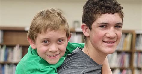 Teen Carries His Younger Brother For 40 Miles