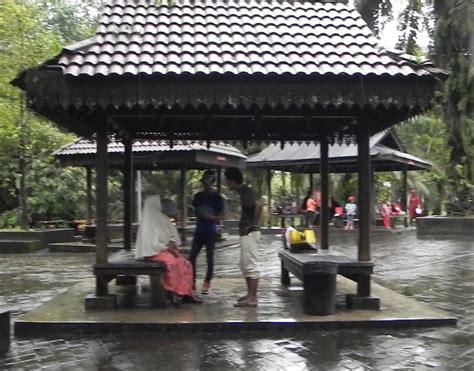 Me and my family visiting the la hot springs. Relatif: Siri 02: La Hot Spring (Besut,Terengganu)