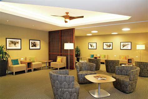 Hnl Hawaiian Airlines The Plumeria Lounge Reviews And Photos Terminal