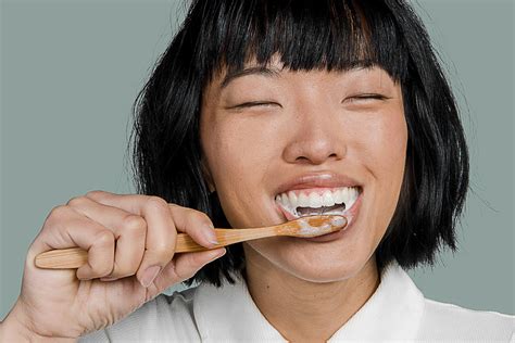 10 ways to remember to brush your teeth routinely bite